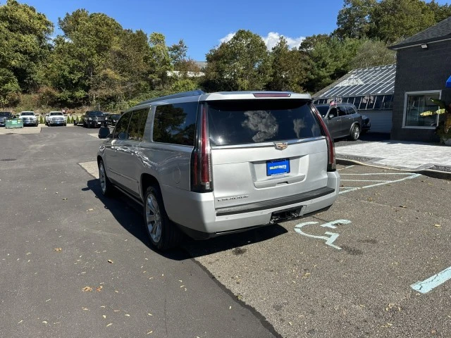 2016 Cadillac Escalade 4th Gen - Image 15 of 21