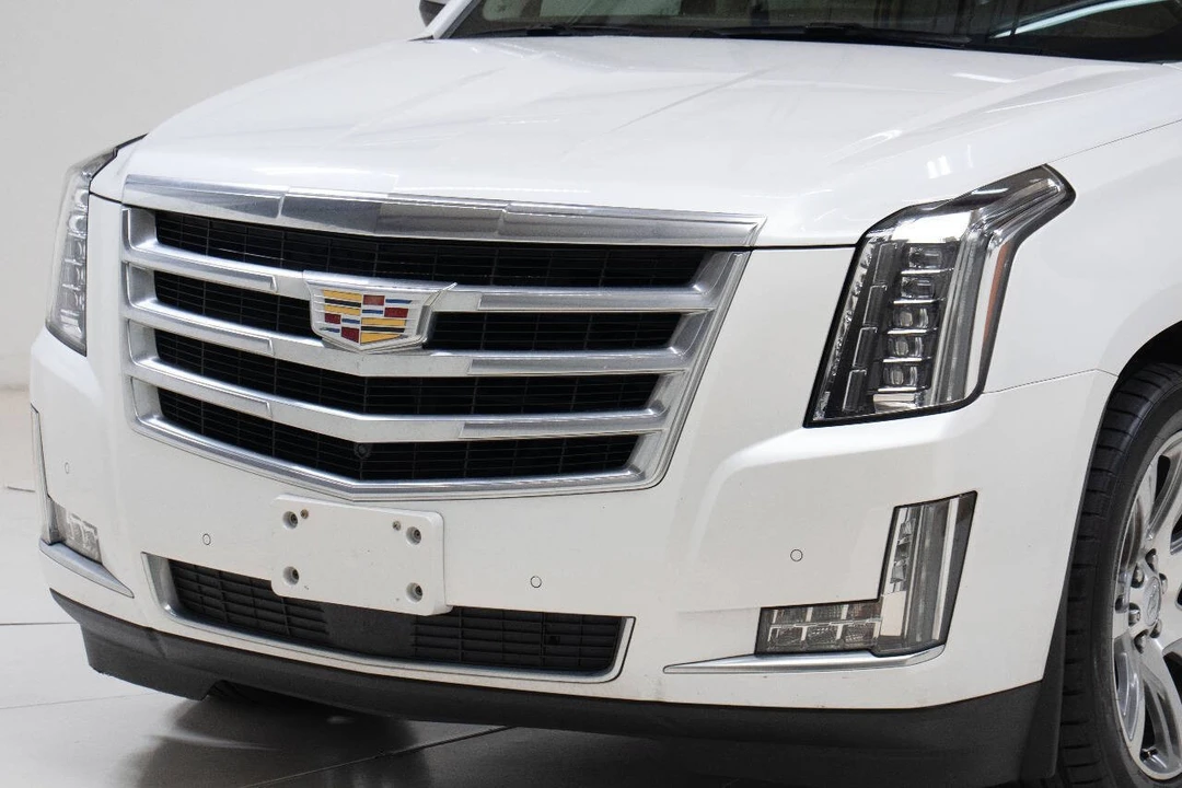 2016 Cadillac Escalade 4th Gen - Image 10 of 12