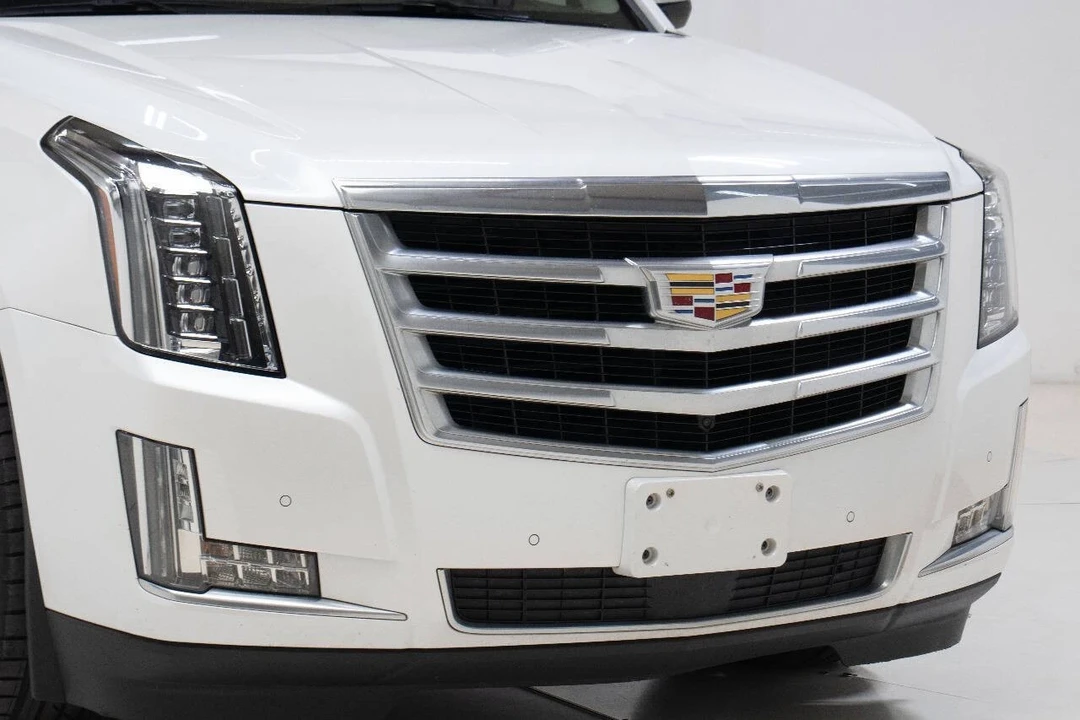 2016 Cadillac Escalade 4th Gen - Image 9 of 12
