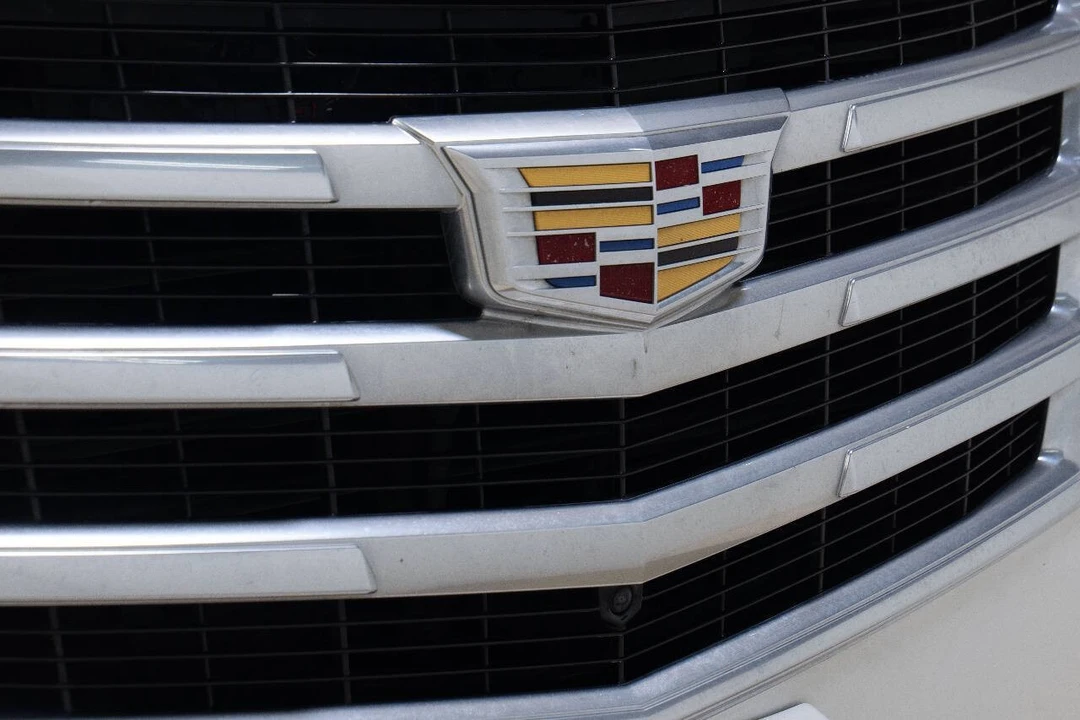 2016 Cadillac Escalade 4th Gen - Image 11 of 12