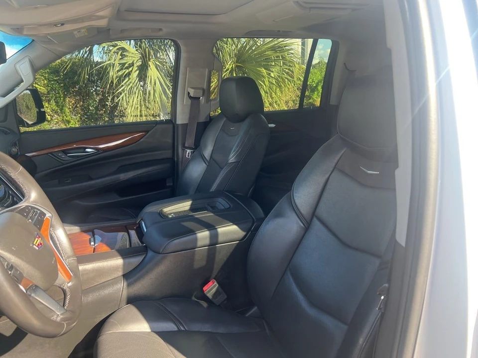 2016 Cadillac Escalade 4th Gen - Image 3 of 7