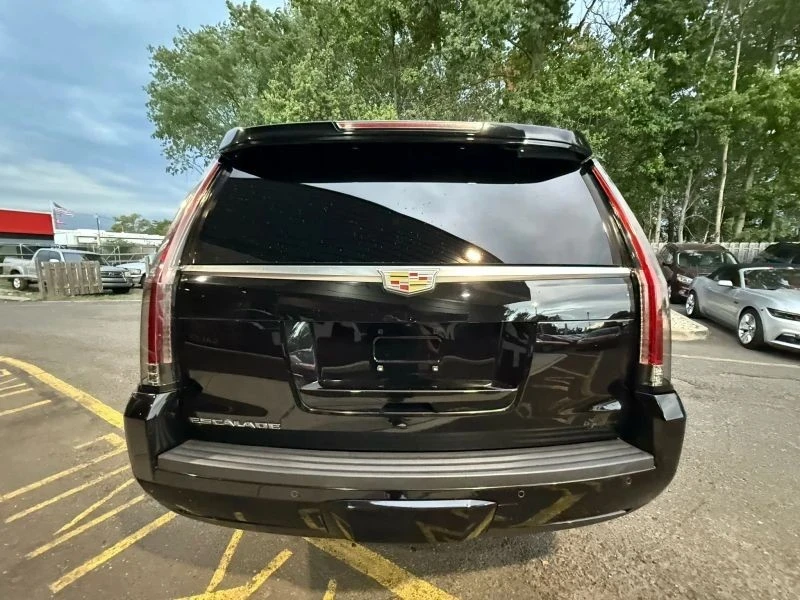 2016 Cadillac Escalade 4th Gen - Image 5 of 12