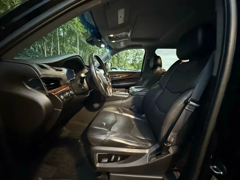 2016 Cadillac Escalade 4th Gen - Image 11 of 12