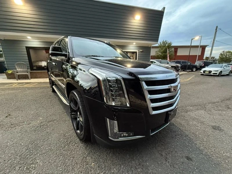 2016 Cadillac Escalade 4th Gen - Image 8 of 12