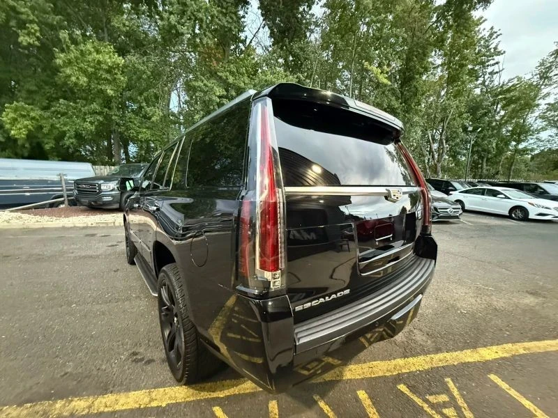 2016 Cadillac Escalade 4th Gen - Image 4 of 12