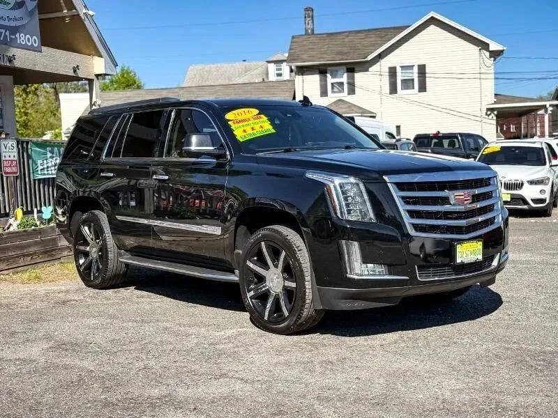 2016 Cadillac Escalade 4th Gen - Image 3 of 12