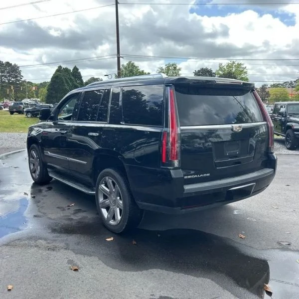 2016 Cadillac Escalade 4th Gen - Image 5 of 12