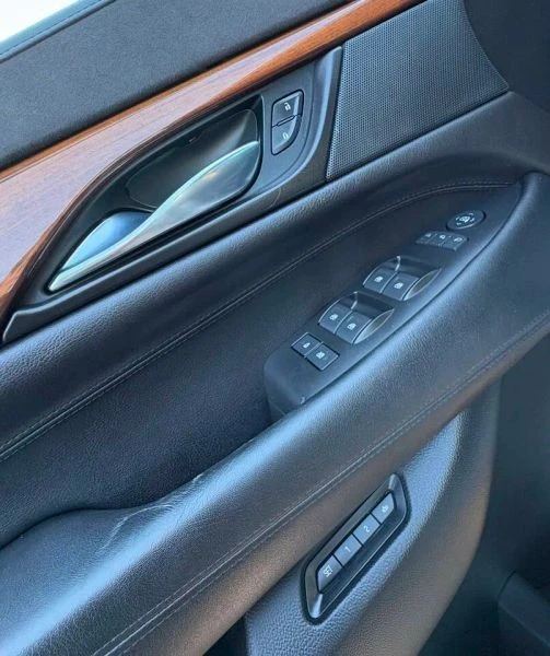 2016 Cadillac Escalade 4th Gen - Image 11 of 12