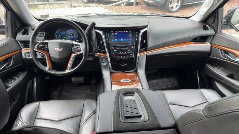 2016 Cadillac Escalade 4th Gen - Image 11 of 12