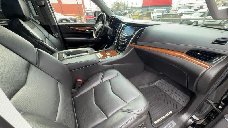 2016 Cadillac Escalade 4th Gen - Image 12 of 12