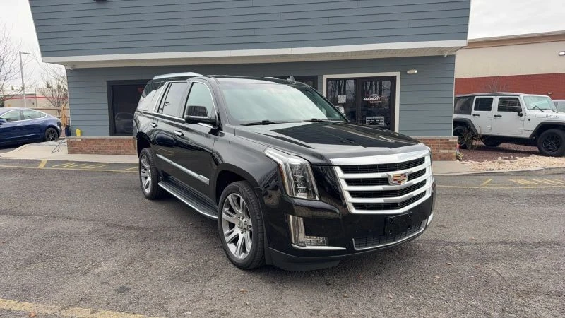2016 Cadillac Escalade 4th Gen - Image 3 of 12