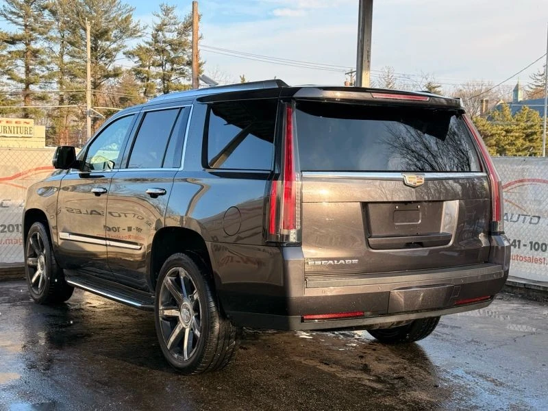 2016 Cadillac Escalade 4th Gen - Image 11 of 12