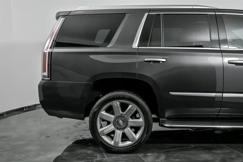 2016 Cadillac Escalade 4th Gen - Image 11 of 12