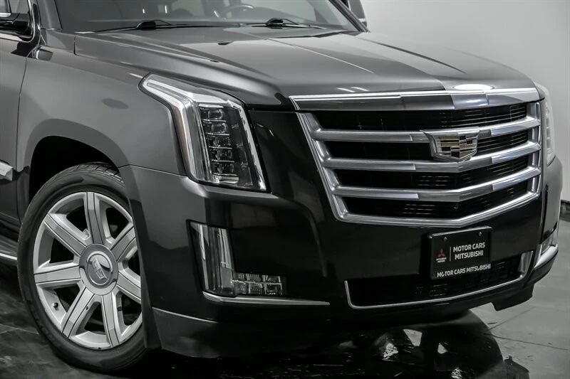 2016 Cadillac Escalade 4th Gen - Image 2 of 12