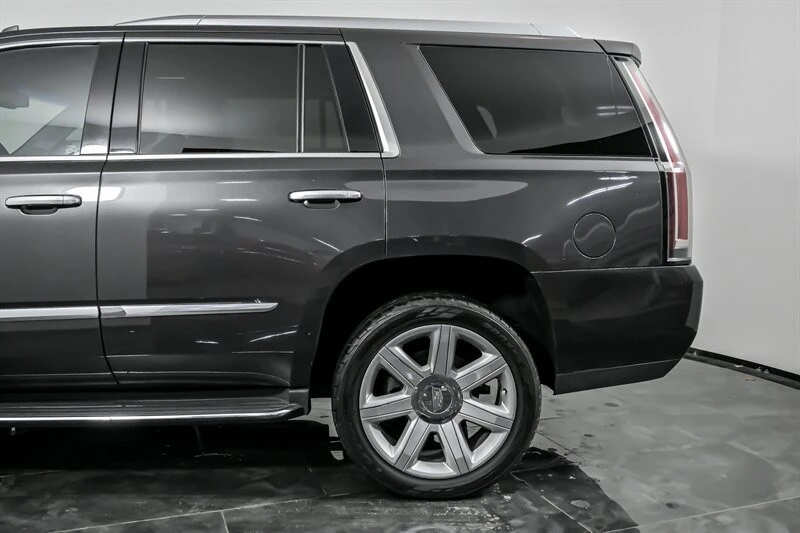 2016 Cadillac Escalade 4th Gen - Image 7 of 12