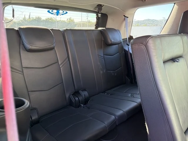 2016 Cadillac Escalade 4th Gen - Image 11 of 16