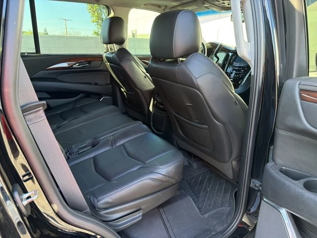 2016 Cadillac Escalade 4th Gen - Image 10 of 12