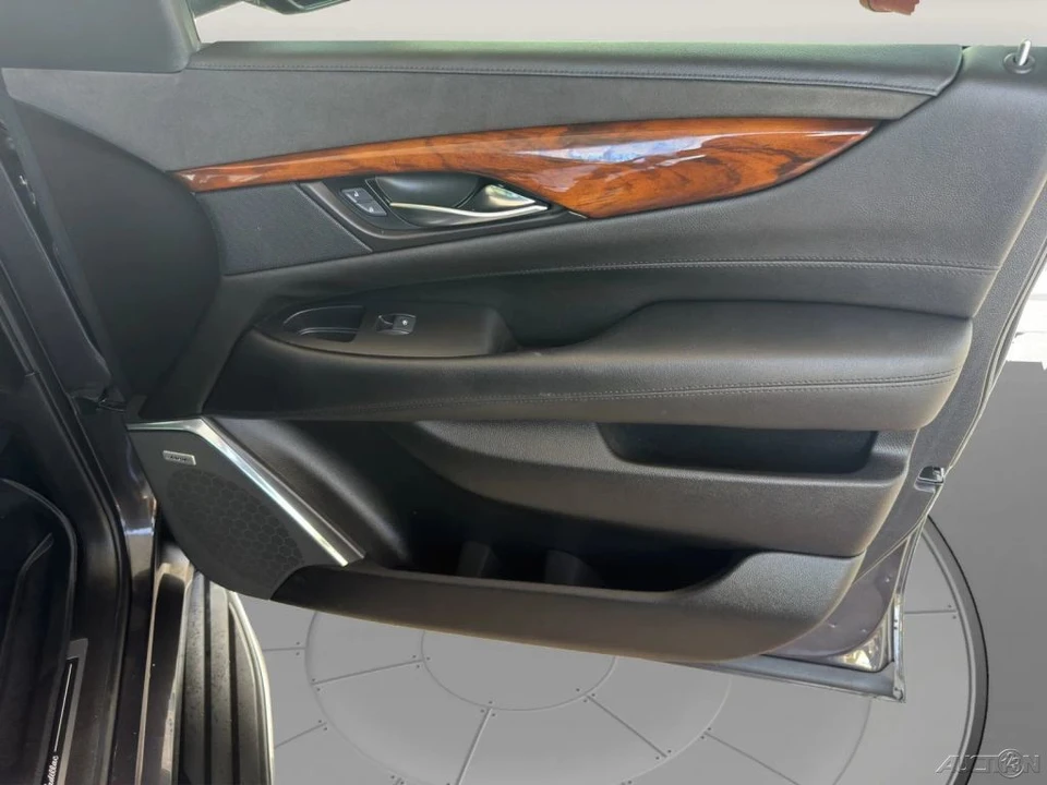 2016 Cadillac Escalade 4th Gen - Image 18 of 21