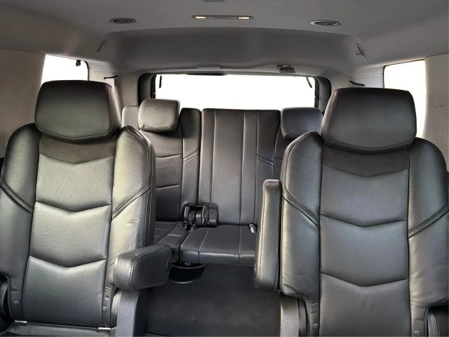 2016 Cadillac Escalade 4th Gen - Image 15 of 21