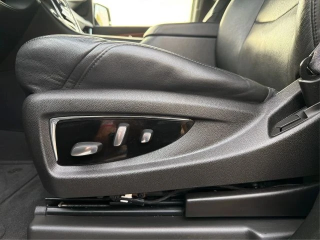 2016 Cadillac Escalade 4th Gen - Image 19 of 21