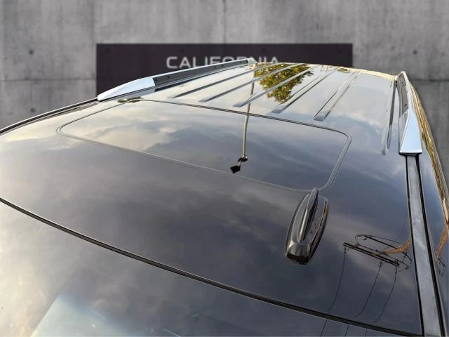 2016 Cadillac Escalade 4th Gen - Image 12 of 21