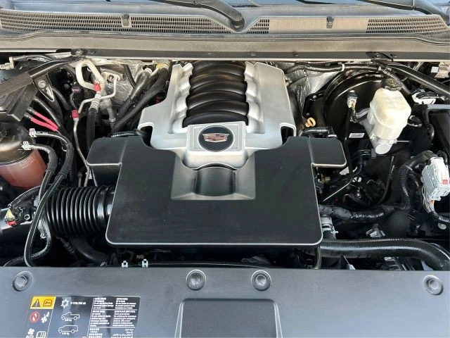 2016 Cadillac Escalade 4th Gen - Image 11 of 21