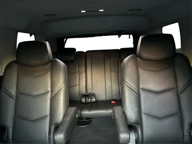 2016 Cadillac Escalade 4th Gen - Image 15 of 21