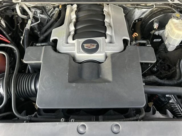 2016 Cadillac Escalade 4th Gen - Image 11 of 21