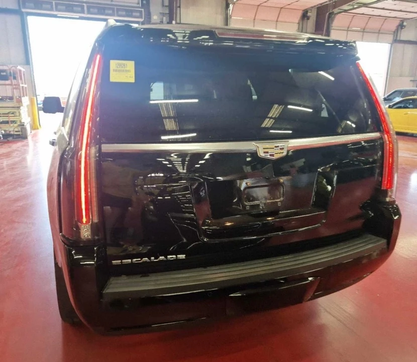 2016 Cadillac Escalade 4th Gen - Image 3 of 7