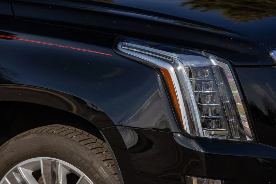 2016 Cadillac Escalade 4th Gen - Image 17 of 31