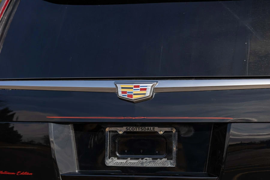 2016 Cadillac Escalade 4th Gen - Image 10 of 31