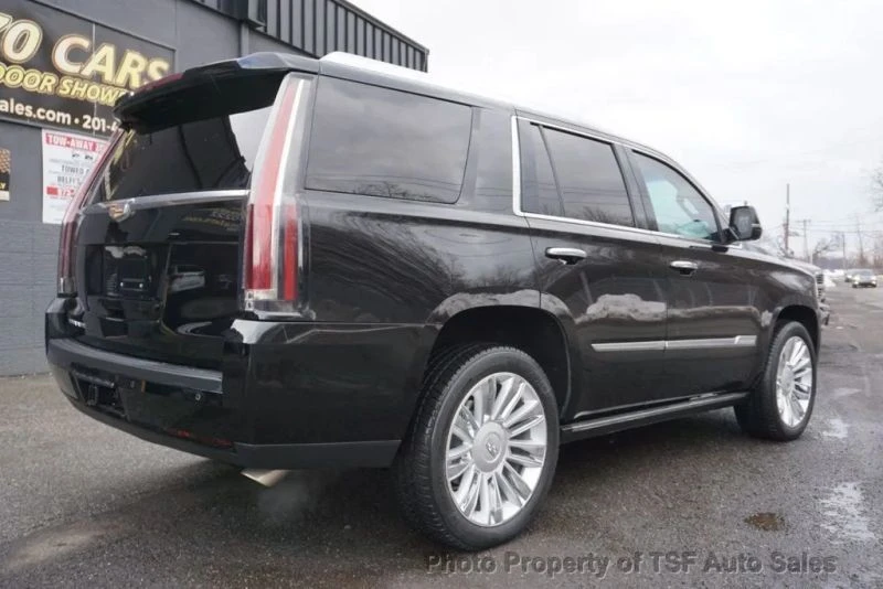 2016 Cadillac Escalade 4th Gen - Image 7 of 12
