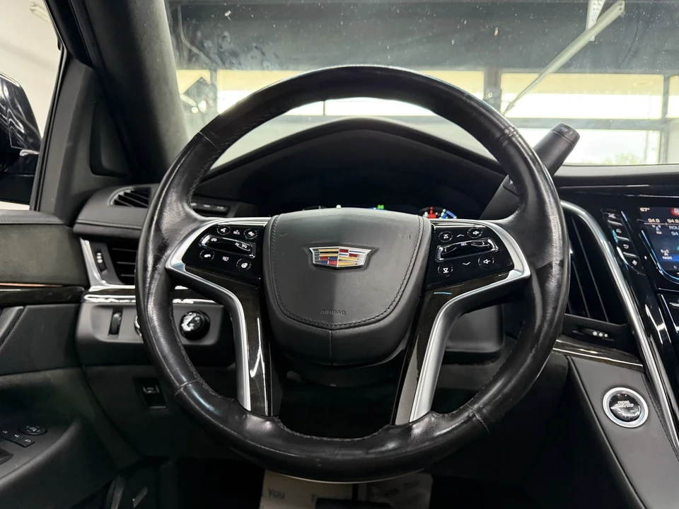 2016 Cadillac Escalade 4th Gen - Image 17 of 21