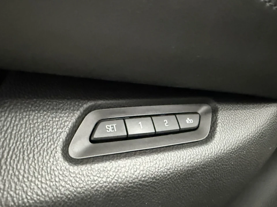 2016 Cadillac Escalade 4th Gen - Image 12 of 21