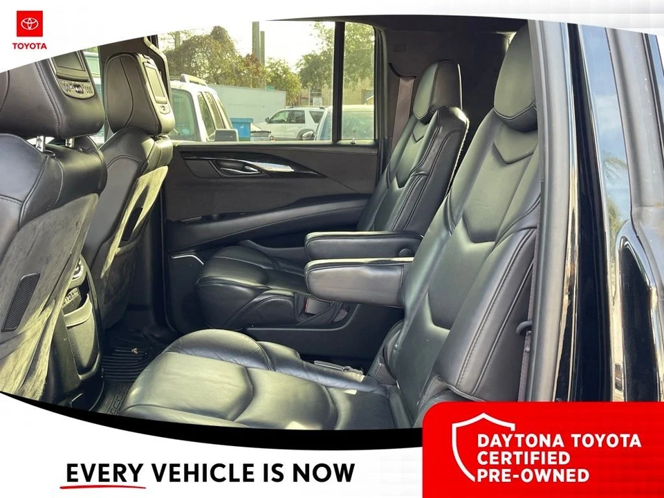 2016 Cadillac Escalade 4th Gen - Image 8 of 10
