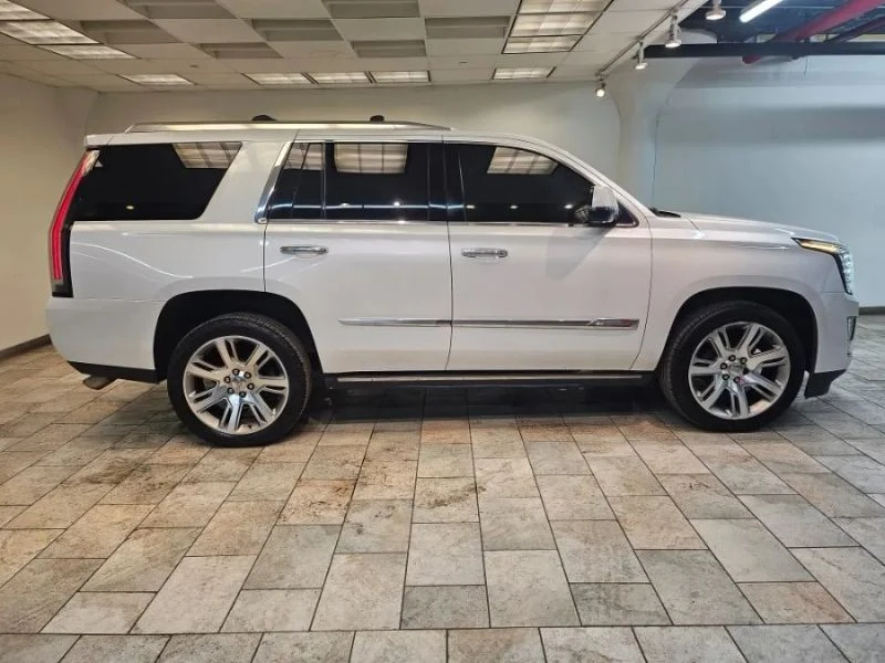 2016 Cadillac Escalade 4th Gen - Image 4 of 12