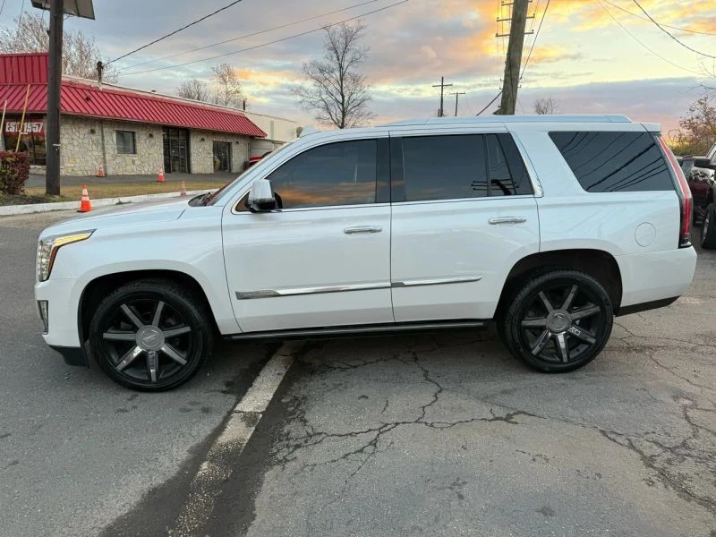 2016 Cadillac Escalade 4th Gen - Image 5 of 12