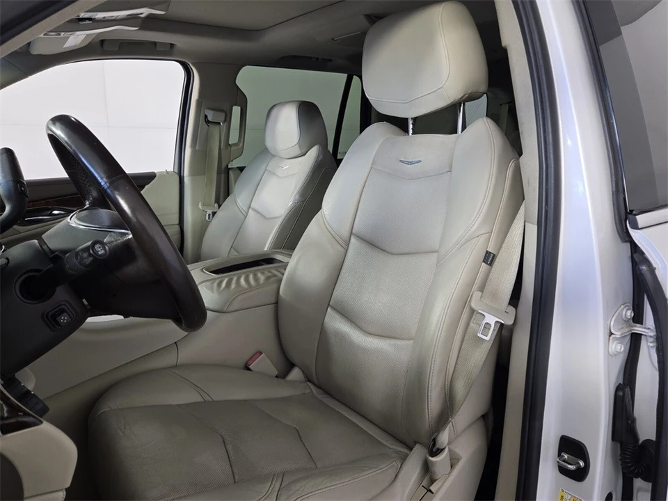 2016 Cadillac Escalade 4th Gen - Image 6 of 12