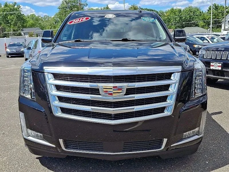 2016 Cadillac Escalade 4th Gen - Image 3 of 12