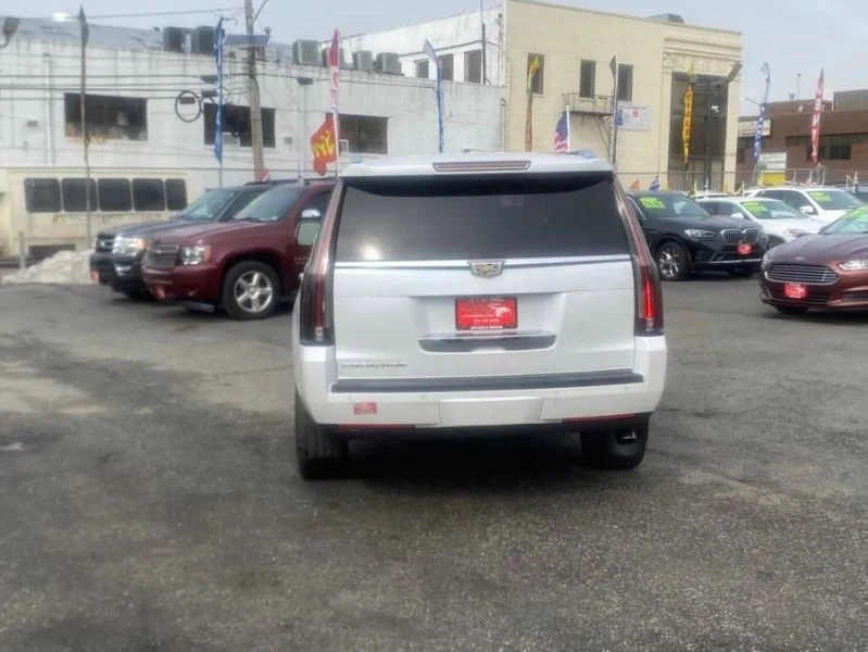 2016 Cadillac Escalade 4th Gen - Image 7 of 12