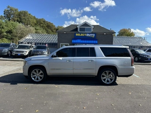 2016 Cadillac Escalade 4th Gen - Image 13 of 21