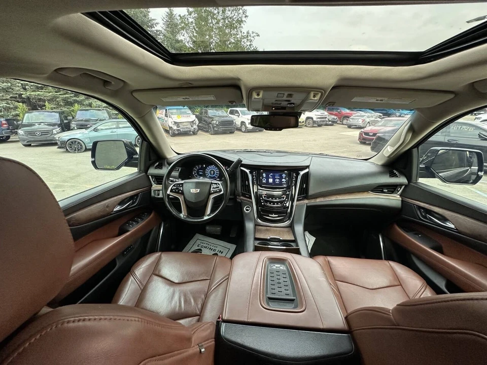 2016 Cadillac Escalade 4th Gen - Image 18 of 21