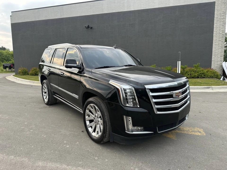 2016 Cadillac Escalade 4th Gen - Image 4 of 12
