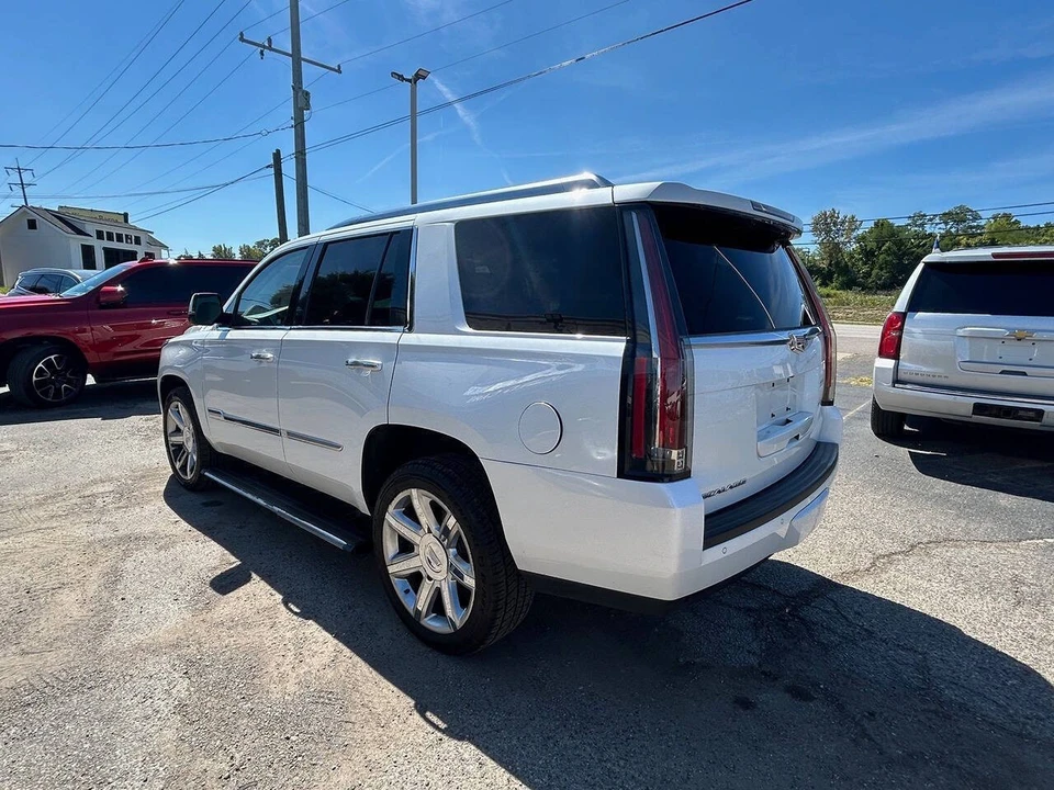 2016 Cadillac Escalade 4th Gen - Image 9 of 12