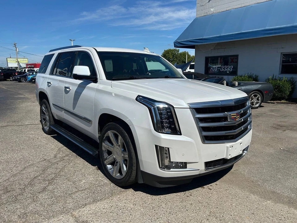 2016 Cadillac Escalade 4th Gen - Image 4 of 12