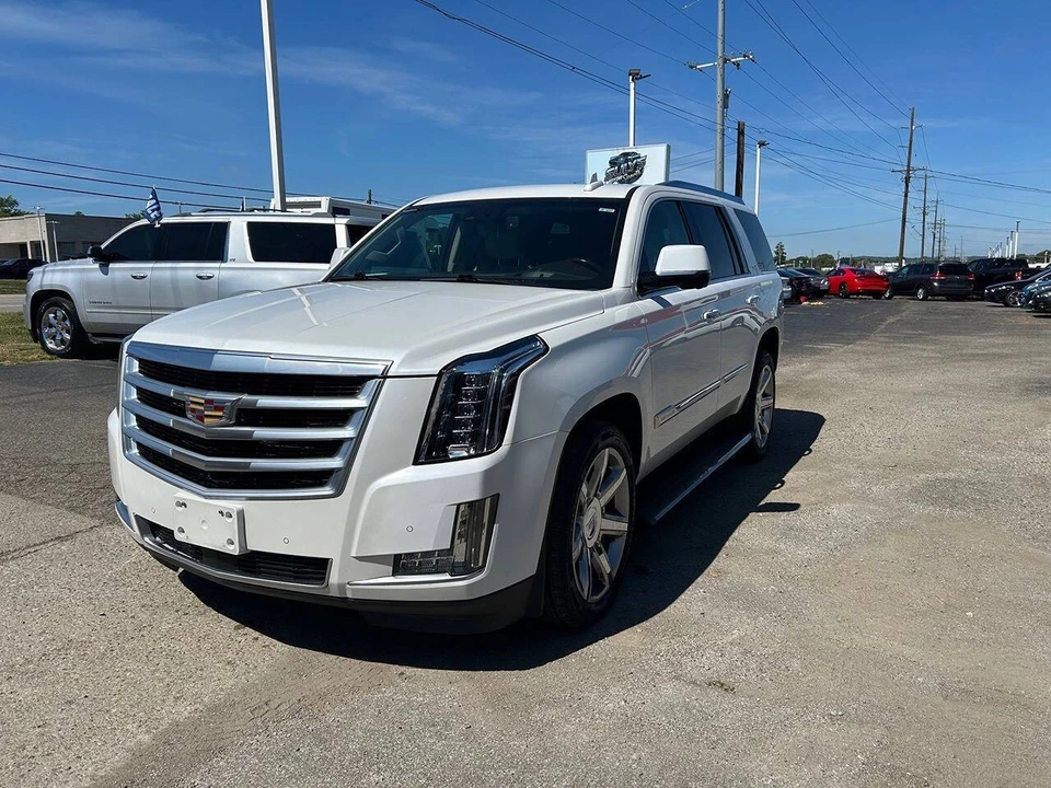 2016 Cadillac Escalade 4th Gen - Image 2 of 12