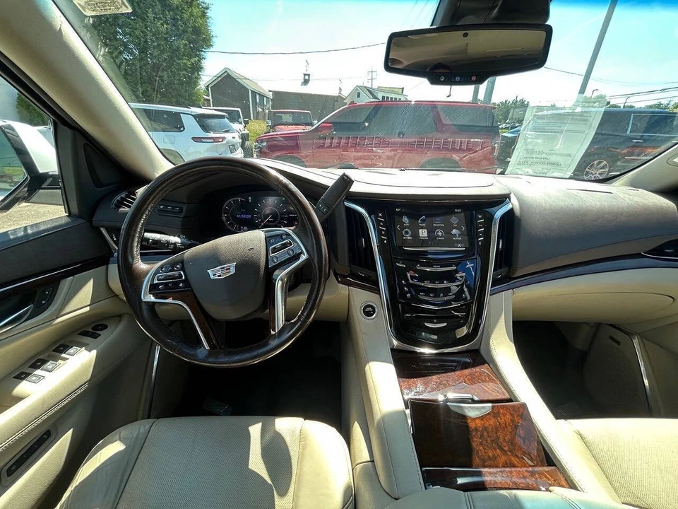 2016 Cadillac Escalade 4th Gen - Image 5 of 12