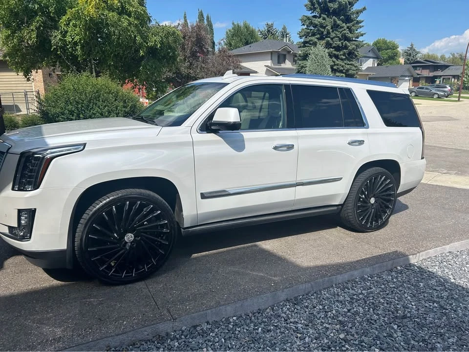 2016 Cadillac Escalade 4th Gen - Image 2 of 10
