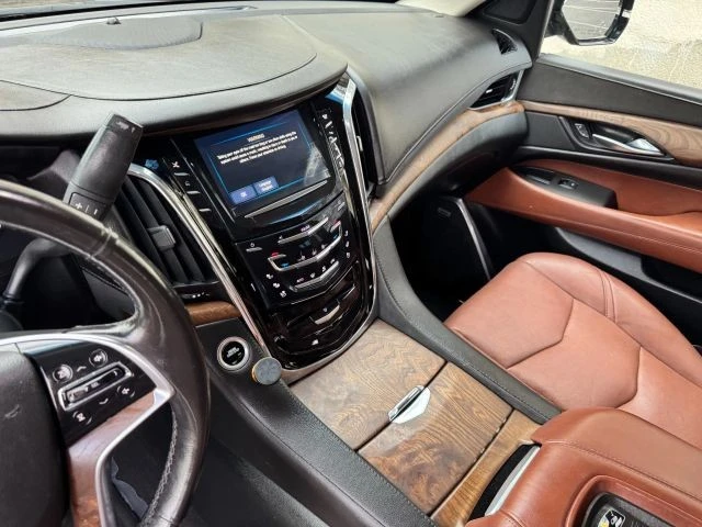 2016 Cadillac Escalade 4th Gen - Image 16 of 21