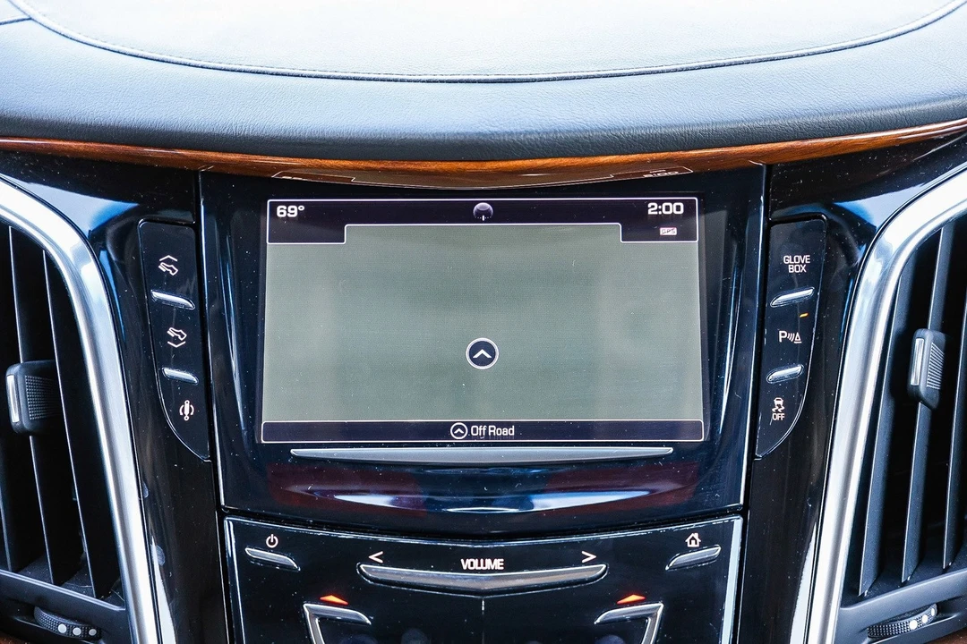 2016 Cadillac Escalade 4th Gen - Image 12 of 12